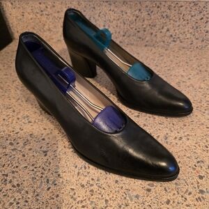 Enzo Angiolini Black Heels Elegant Design